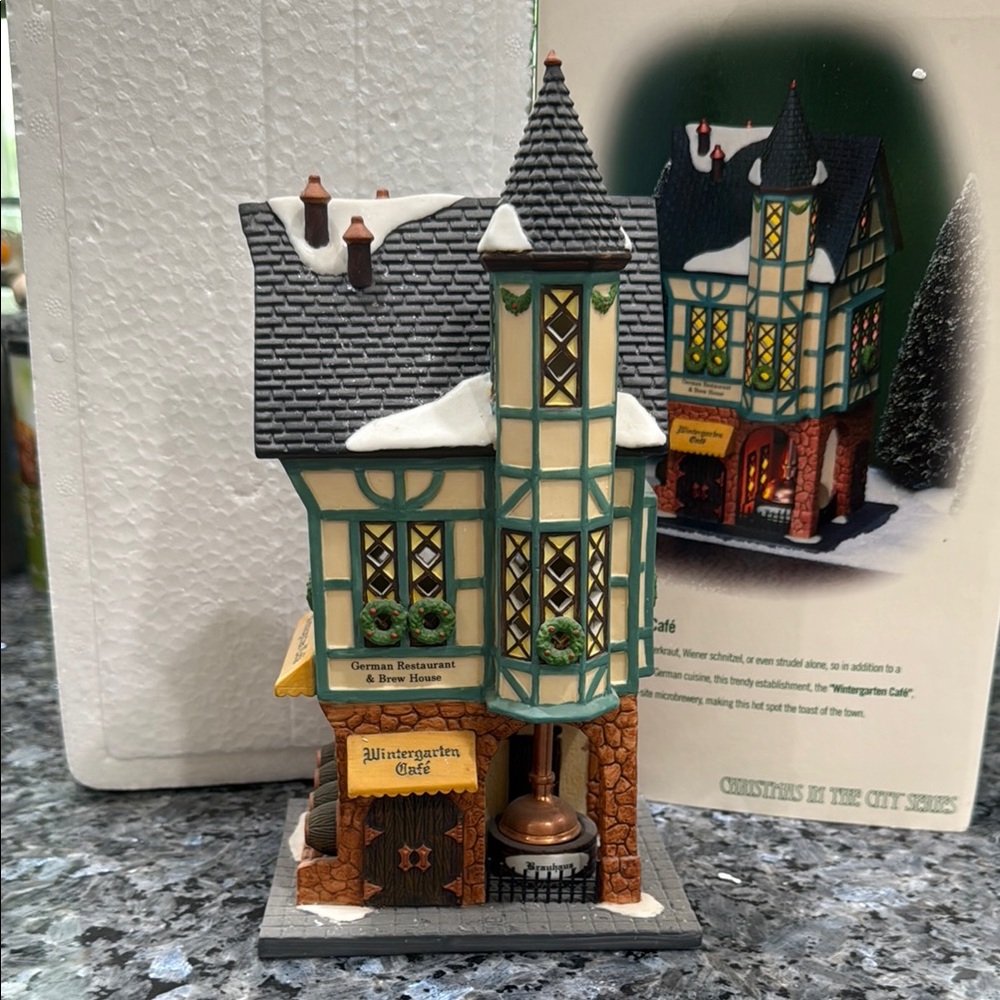 Department 56, Wintergarten Café
